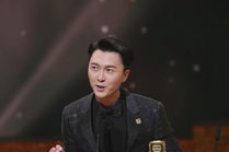 王浩信图片,光影交织下的深情演绎