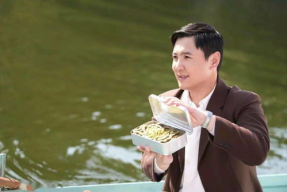 演员向群的婚姻情况,婚姻历程回顾，幸福与挑战并存