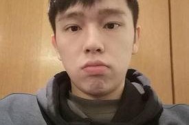 陈雨昂个人照片,光影中的青春风采