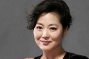 演员王茜华几个孩子,揭秘明星妈妈的育儿经与子女成长故事